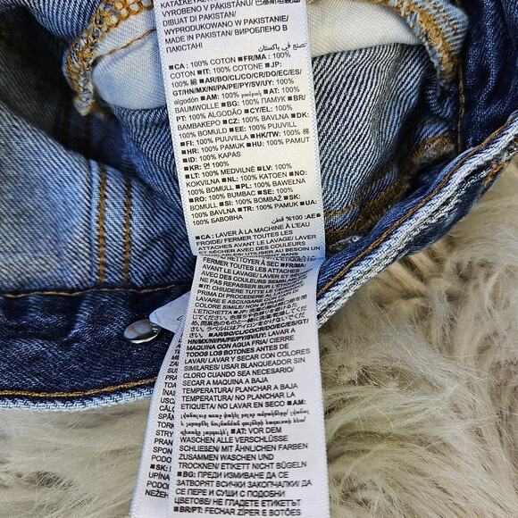 Gap Kids Denim Jacket Blue Jean Trucker Style Spring 2024 Classic Button Small 6 - Picture 10 of 12